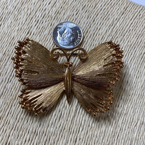 Jewelry Vintage Gold Tone Butterfly Brooch Pin Poshmark